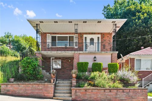 1908 Woodmont Ave, Arnold, PA, 15068-4121 | Card Image