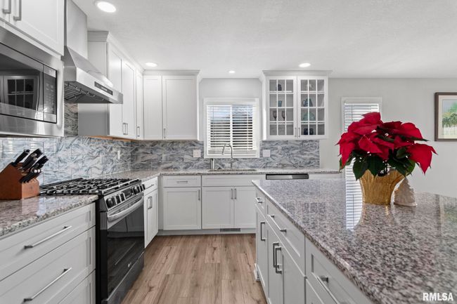 9 Timbercrest Dr, House other with 3 bedrooms, 2 bathrooms and null parking in Sherman IL | Image 11