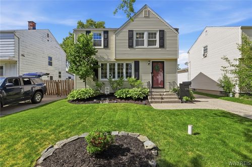150 Fancher Ave, Buffalo, NY, 14223-1731 | Card Image