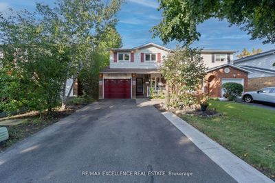 7 Lady Stewart Blvd, House other with 3 bedrooms, 2 bathrooms and 4 parking in Brampton ON | Image 2