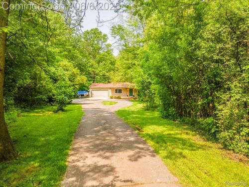 22850 Sumpter Rd, Sumpter Township, MI, 48111-9678 | Card Image