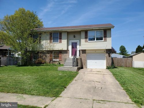 27 Harkfort Rd, NEWARK, DE, 19702-6307 | Card Image