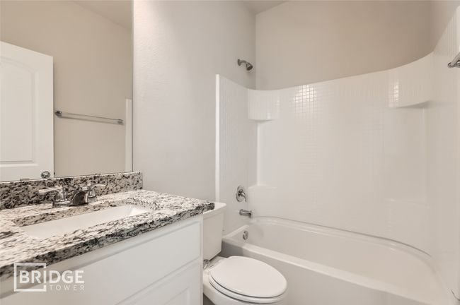 UNIT-11 - 301 E Lamar St, Townhouse with 2 bedrooms, 2 bathrooms and null parking in Mckinney TX | Image 18