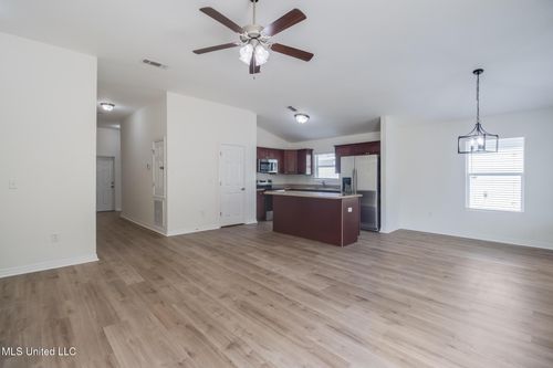 13110 Turtle Creek Pkwy, Gulfport, MS, 39503-5541 | Card Image