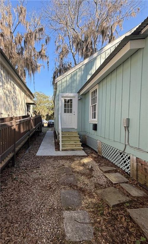 apt-c-214 Lee Ln, Covington, LA, 70433-3252 | Card Image