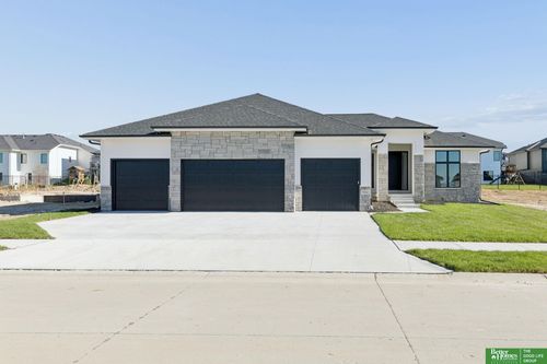 5517 N 213th Ave, Elkhorn, NE, 68022-4994 | Card Image
