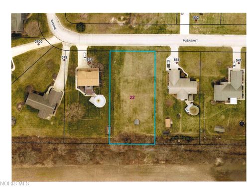 #56 Pleasant Dr, Fremont, OH, 43420 | Card Image