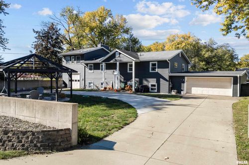 3770 E Harbor Dr, Bettendorf, IA, 52722-5510 | Card Image