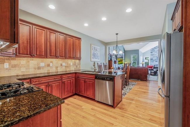 1303 Shinnecock Ct, House other with 4 bedrooms, 4 bathrooms and 2 parking in Adams Twp PA | Image 10