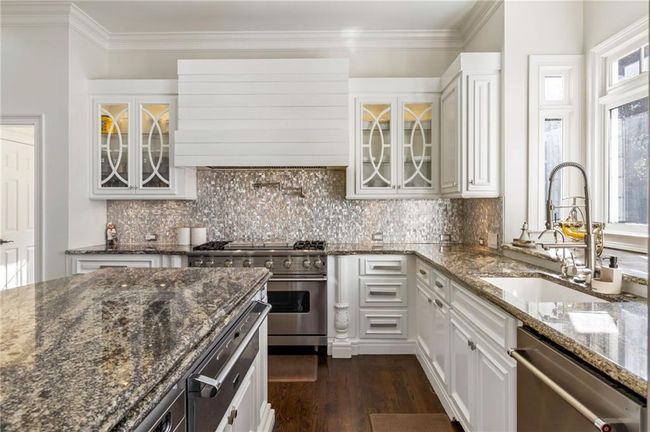 2616 Boddie Pl, House other with 6 bedrooms, 7 bathrooms and 3 parking in Duluth GA | Image 15