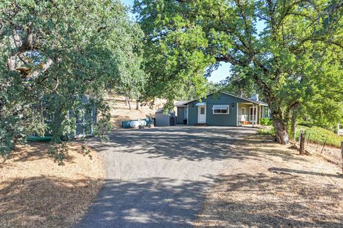 9733 Hidden Ln, Palo Cedro, CA, 96073-9727 | Card Image