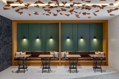 1607-2495 Eglinton Ave W, Mississauga, ON, L5M2T2 | Card Image