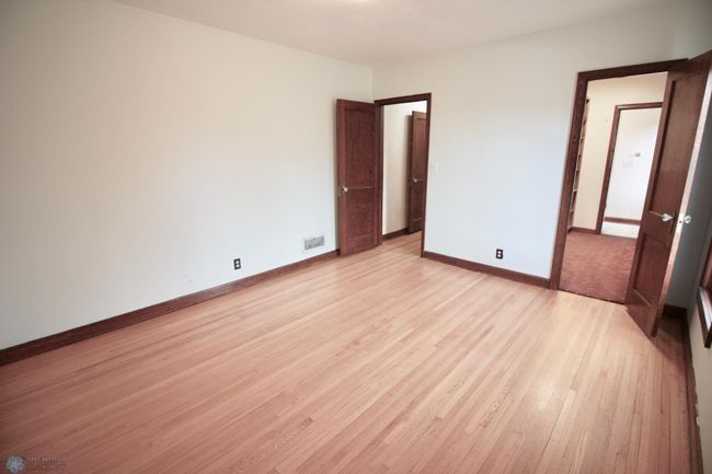 Main floor primary bedroom | Image 40