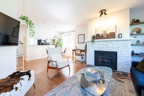 209-643 W 7th Ave, Vancouver, BC, V5Z1B6 | Card Image