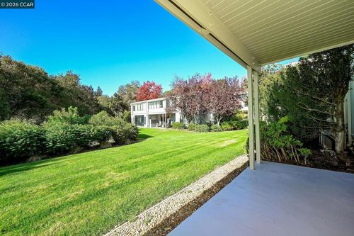 apt-4-2057 Golden Rain Rd, Walnut Creek, CA, 94595-1993 | Card Image