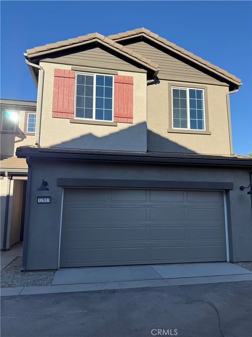 32813 Manhattan Ave, Winchester, CA, 92596-8080 | Card Image