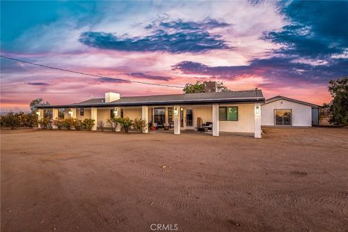 58775 Wilhart Dr, Yucca Valley, CA, 92284-9129 | Card Image