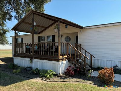 2803 Old Goliad Road, House other with 3 bedrooms, 2 bathrooms and null parking in Victoria TX | Image 2