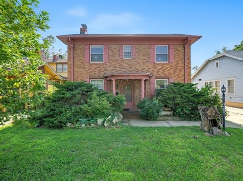916 S 9th St, Salina, KS, 67401-4806 | Card Image