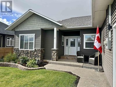 3473 Hargreaves Ave, House other with 5 bedrooms, 3 bathrooms and null parking in Vanderhoof BC | Image 1