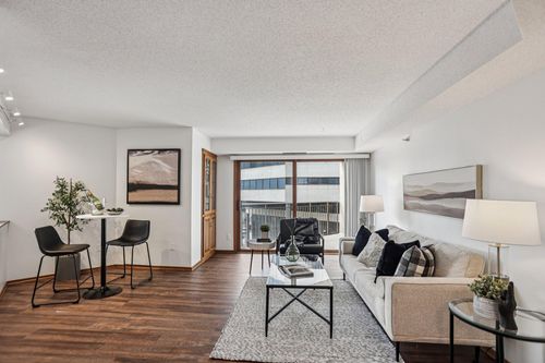 apt-402-121 Washington Ave S, Minneapolis, MN, 55401-2124 | Card Image
