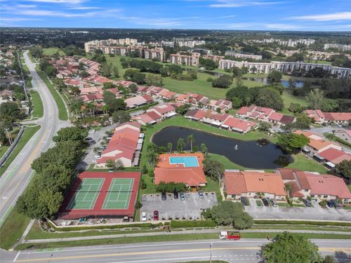 3003-3003 La Mirage Dr, Lauderhill, FL, 33319-4264 | Card Image