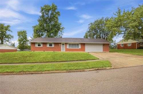 2821 Powhattan Pl, Kettering, OH, 45420-3844 | Card Image