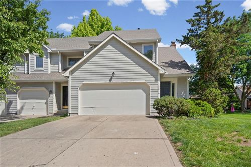 10810 W 116th Street, Overland Park, KS, 66210 | Card Image