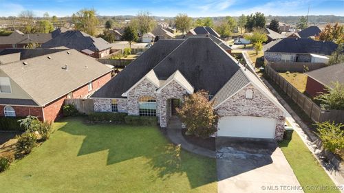 1530 Redwood Pl, Tahlequah, OK, 74464-6050 | Card Image
