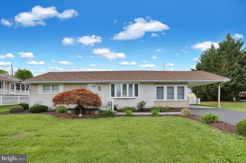 513 Floret Ave, READING, PA, 19605-1103 | Card Image