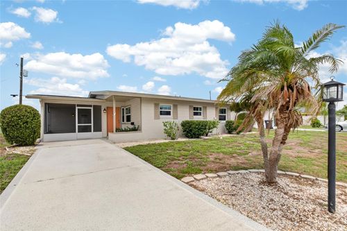 705 Thunderbird Ave, SUN CITY CENTER, FL, 33573-5541 | Card Image