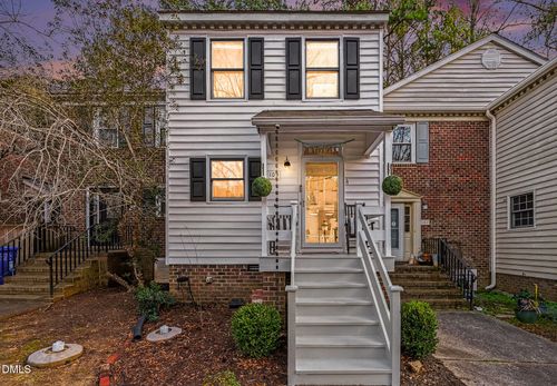 105 Sully Ct, Chapel Hill, NC, 27514-5130 | Card Image