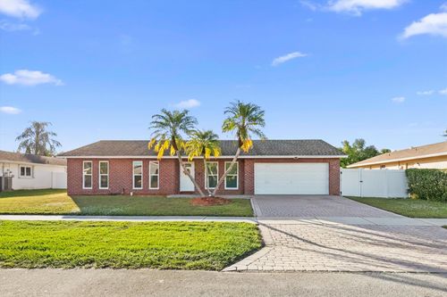 177 Dove Cir, Royal Palm Beach, FL, 33411-1702 | Card Image