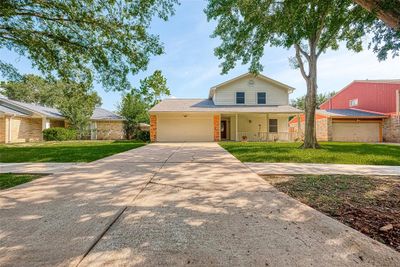 3106 Sam Houston Drive, House other with 3 bedrooms, 2 bathrooms and null parking in Sugar Land TX | Image 1