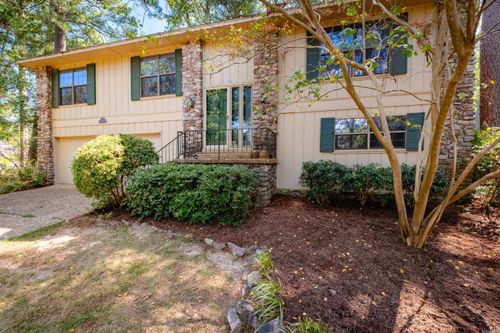 11 Barberry Ln, Little Rock, AR, 72227-3804 | Card Image
