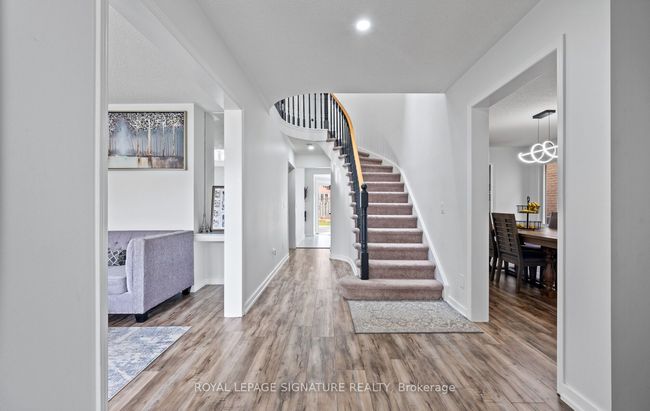 6 Nipigon Crt, House other with 4 bedrooms, 3 bathrooms and 4 parking in Brampton ON | Image 5