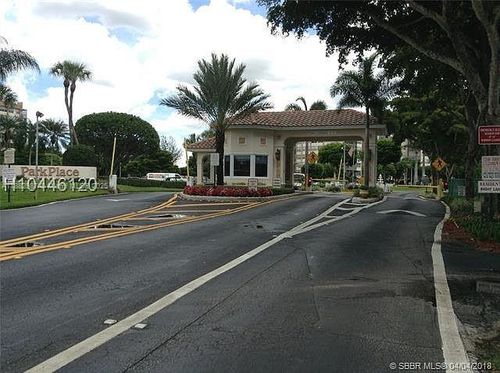 apt-506-1400 Saint Charles Pl, PEMBROKE PINES, FL, 33026-3225 | Card Image