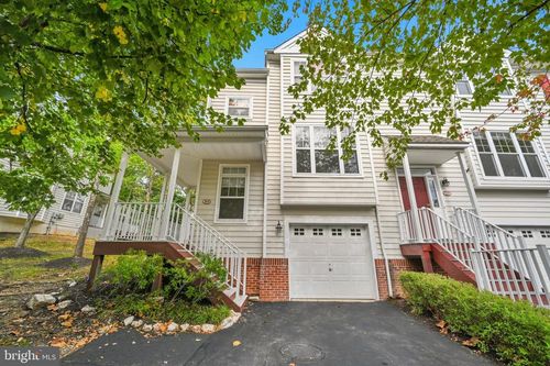 109 Stratford Ct, MALVERN, PA, 19355-8507 | Card Image