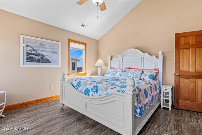 9706 S Old Oregon Inlet Rd, House other with 4 bedrooms, 5 bathrooms and null parking in Nags Head NC | Image 12