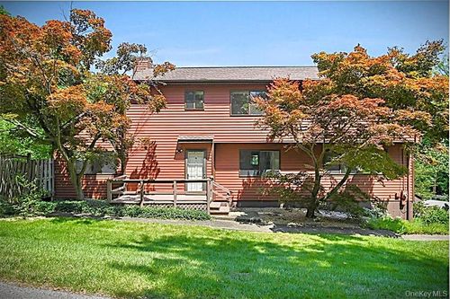 4 Mack Pl, Monroe, NY, 10950-3531 | Card Image