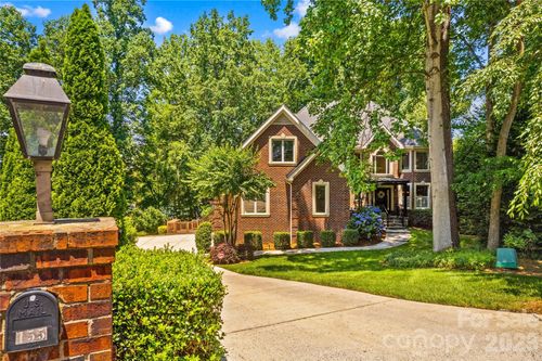 155 Lynn Cove Ln, Mooresville, NC, 28117-9625 | Card Image