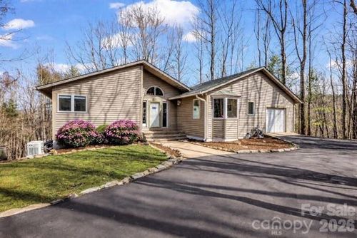 209 Walnut Ridge Rd, Brevard, NC, 28712-4377 | Card Image