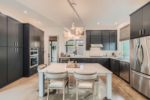 b-705 E Monroe St, Austin, TX, 78704-3131 | Card Image