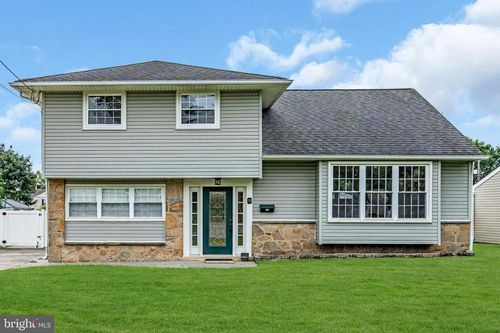 9 Sherwood Ln, GLASSBORO, NJ, 08028-1310 | Card Image