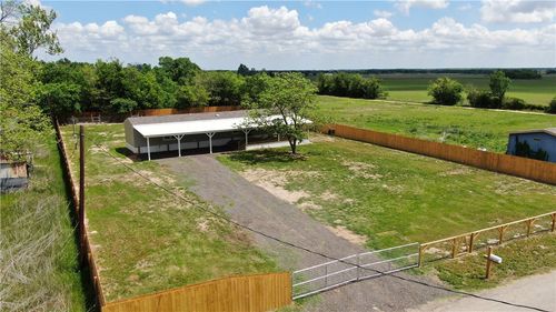 335 County Road 352, Gause, TX, 77857-7278 | Card Image