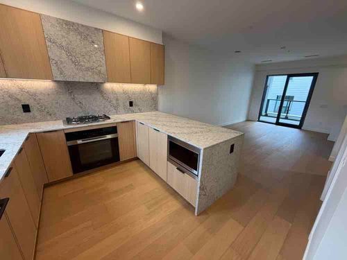 183-5433 Oak St, Vancouver, BC, V6M0G4 | Card Image