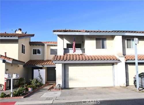 2-13717 Locust Cir, Westminster, CA, 92683-7944 | Card Image