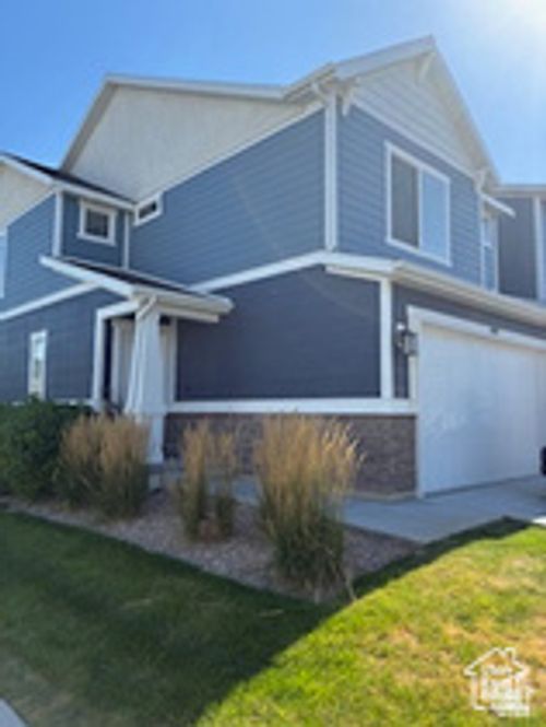 107 E Ashgrove Ln, Saratoga Springs, UT, 84045-5815 | Card Image