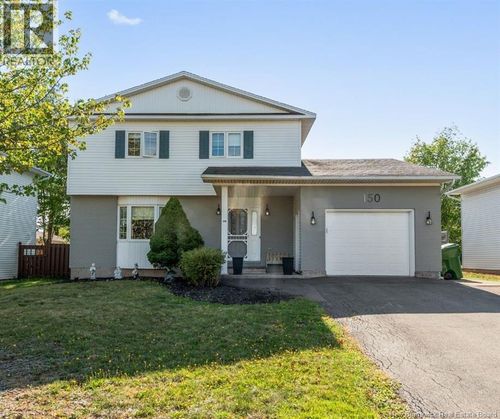 150 Shannon Dr, Moncton, NB, E1G2G6 | Card Image