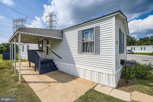 27 Vista Mobile Dr, DUNDALK, MD, 21222-5528 | Card Image
